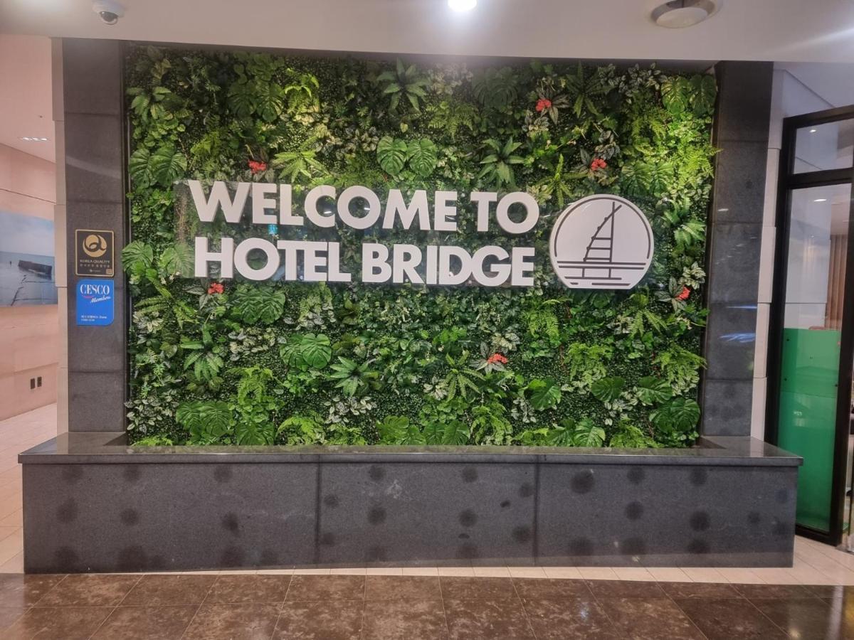 Hotel Bridge סאוגוויפו מראה חיצוני תמונה