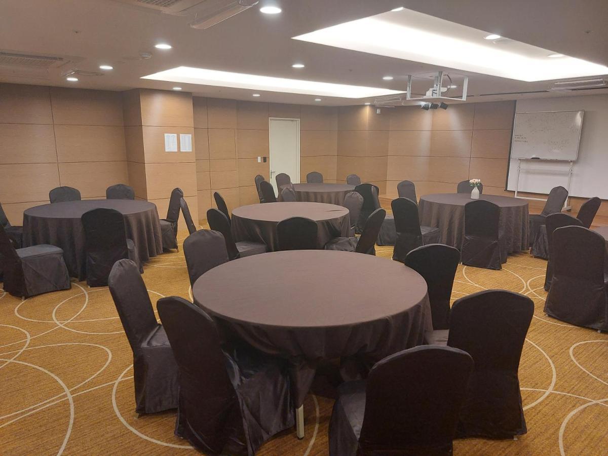 Hotel Bridge סאוגוויפו מראה חיצוני תמונה